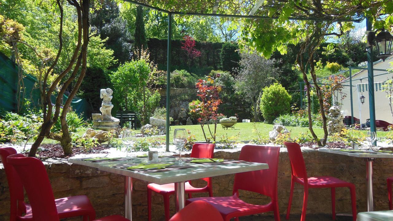 Hotel Restaurant Henry Puy-lʼÉvêque Eksteriør bilde